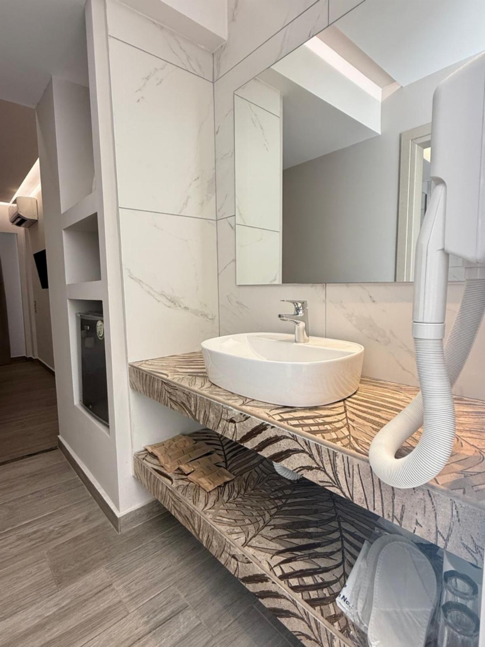 Crystal Beach Hotel Main image