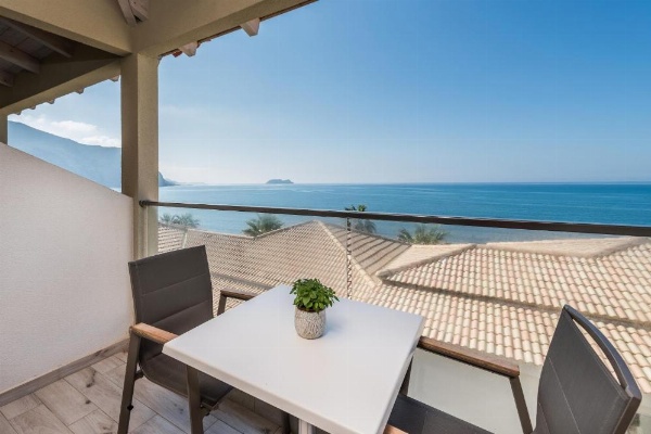 Crystal Beach Hotel image 37