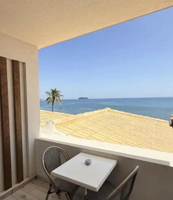 Crystal Beach Hotel 4